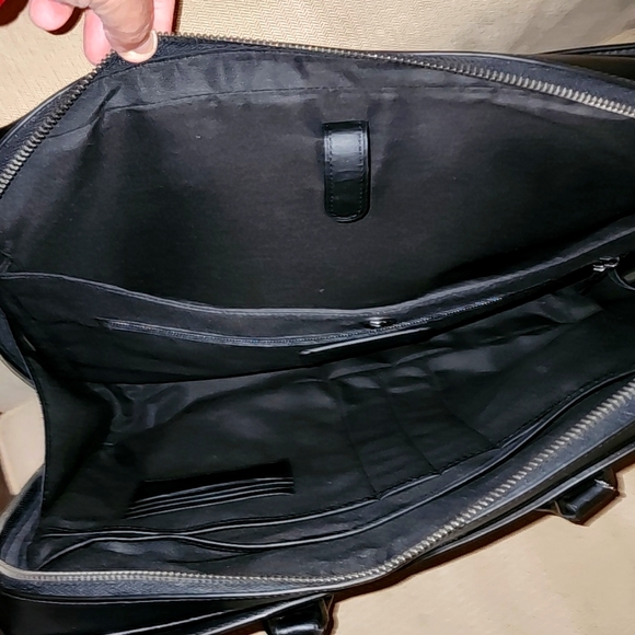 Coach Messenger Bag - Picture 2 of 3